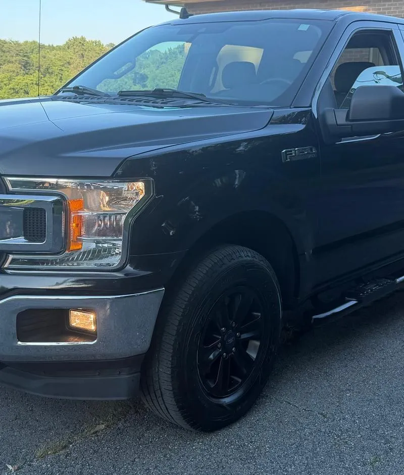 2019 Ford F-150 XLT 4x4 SuperCrew — Truck Rental