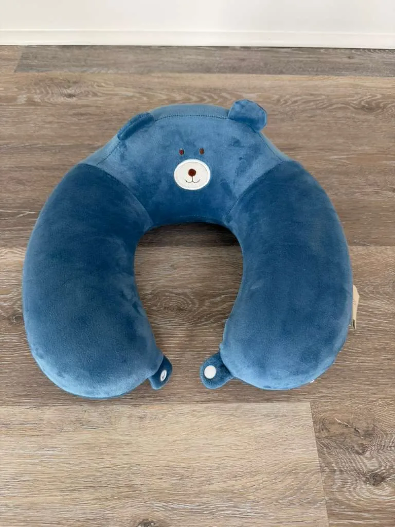 Neck Pillow (Memory Foam)